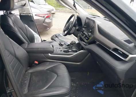 2021 Toyota Highlander Xle из США, поврежденный, VIN 5TDGZRBHXMS524495